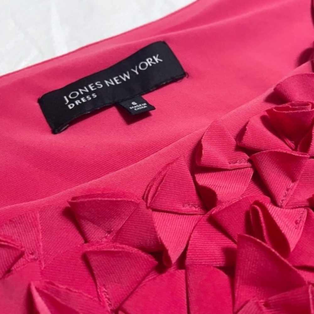 Pink Ruched Floral Dress - Picture 5 of 11
